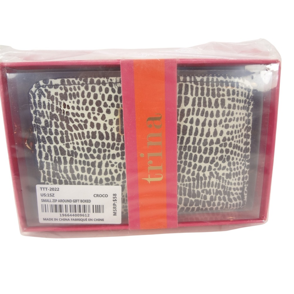 Trina Turk Zip Around Wallet Black White New Croco Embossed TTT-2022 Gift Box